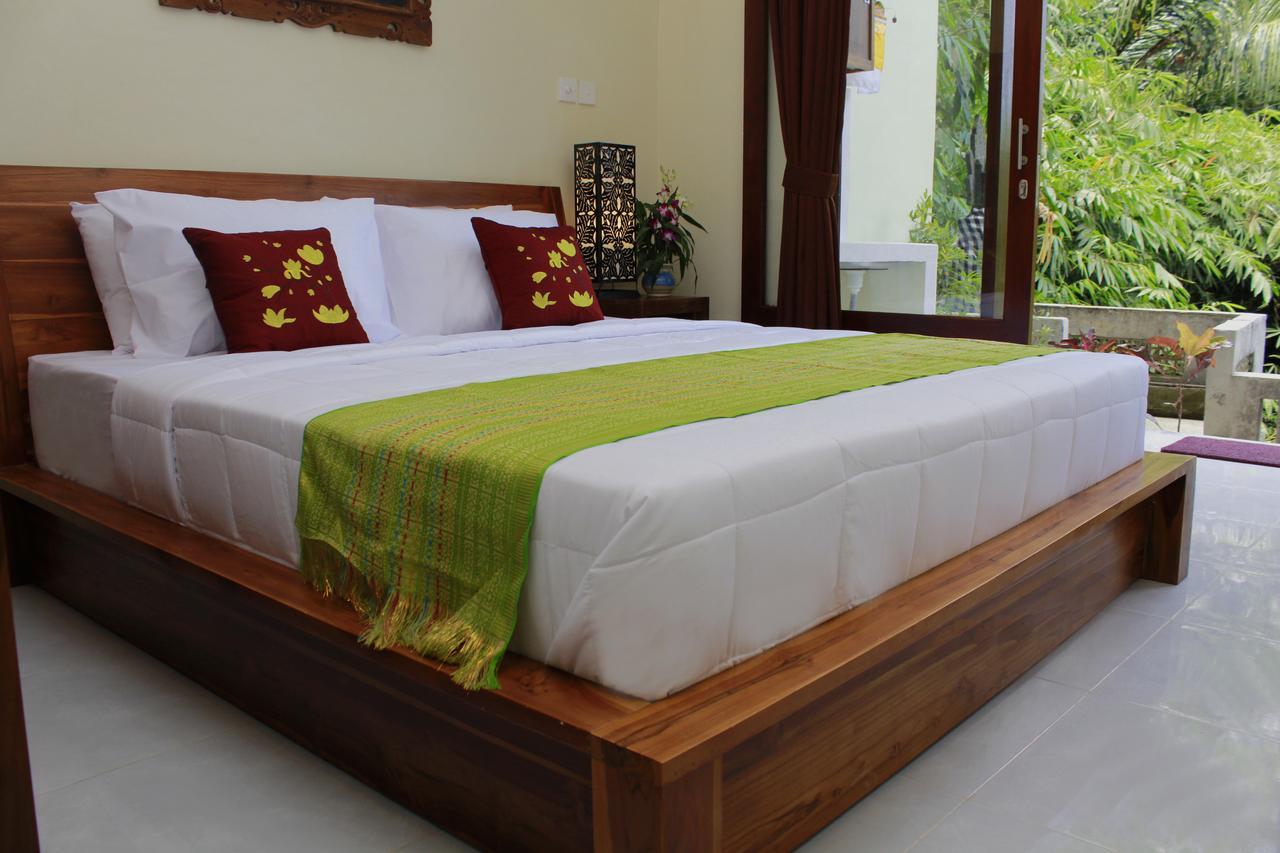 Manwarsa Guest House Ubud  Exterior photo