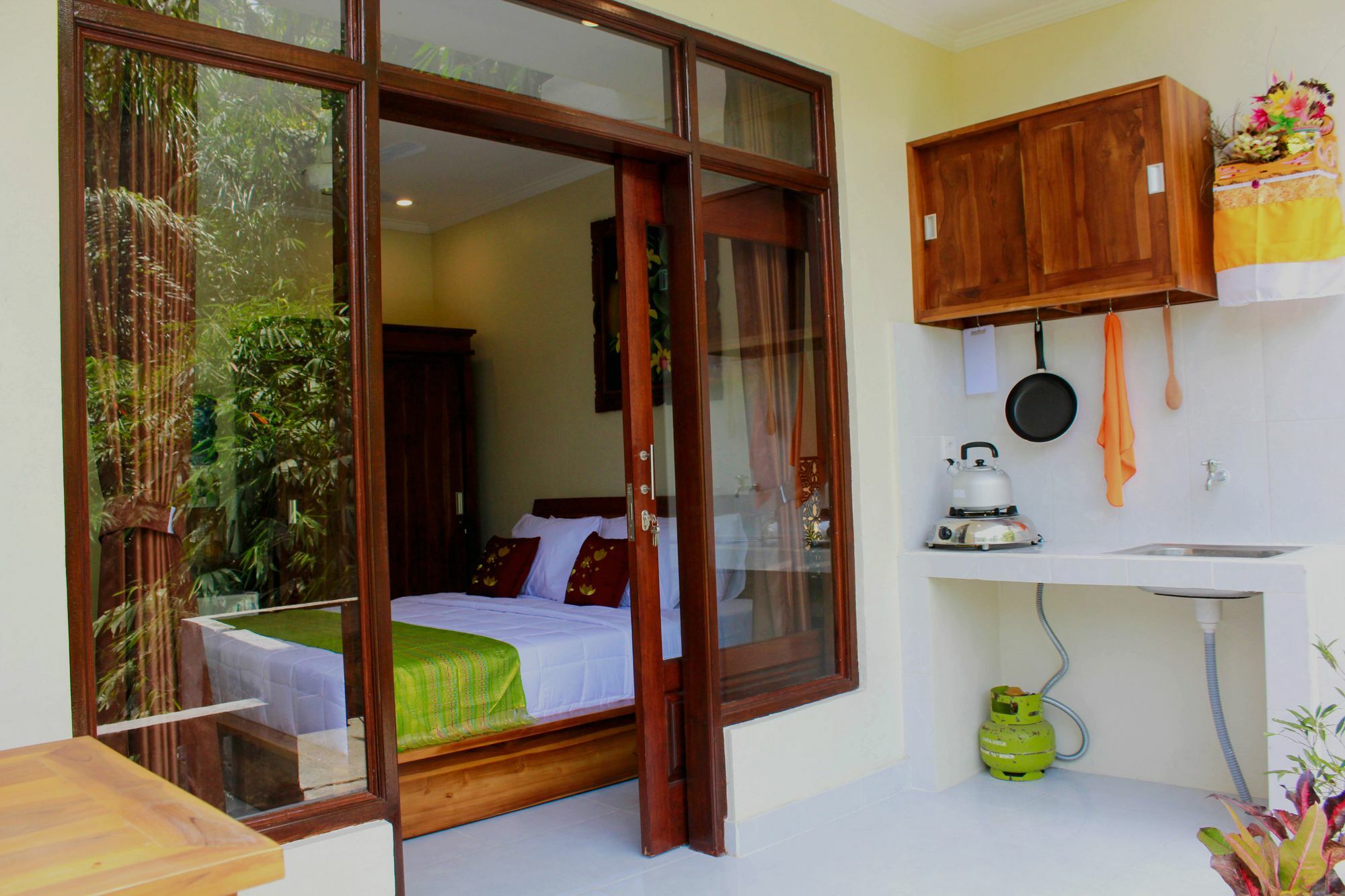 Manwarsa Guest House Ubud  Exterior photo